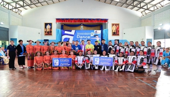 ร่วมแสดงความยินดี ทีมชนะเลิศ และขอส่งกำลังใจถึงทุกทีมประกวด การประกวดเต้นออกกำลังกายเพื่อสุขภาพ “ดี Dance For Health” เวทีประกวด “ดี Dance For Health” อบจ. แม่ฮ่องสอน เวทีแห่ง รอยยิ้ม มิตรภาพ และความสามัคคี สตรีจังหวัดแม่ฮ่องสอน รอบคัดเลือกอำเภอปางมะผ้า